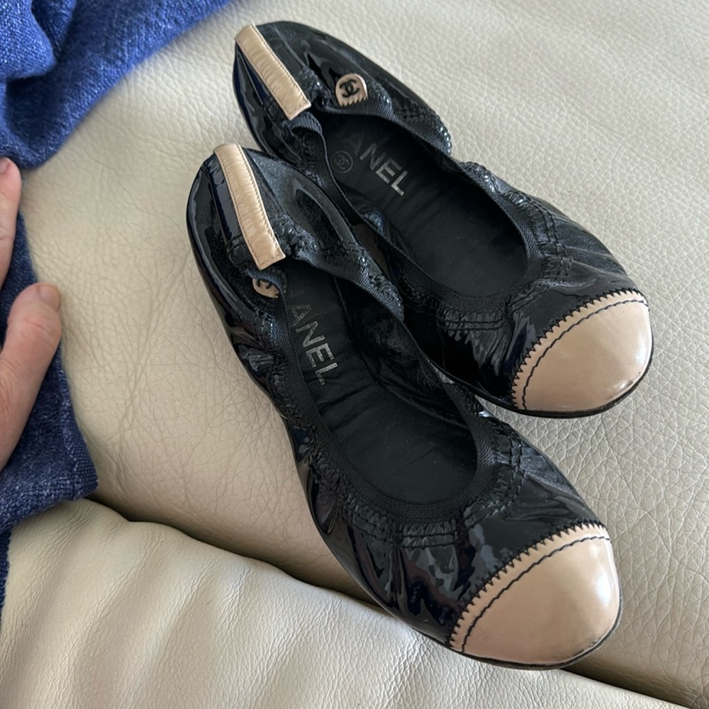 Chanel slip on ballerina flats size 38 in good condition